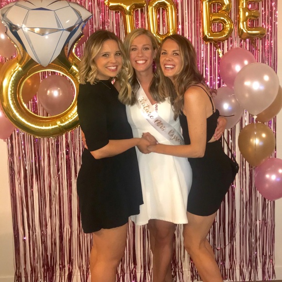 Meet your Posher, Jenny! - Picture 5 of 5